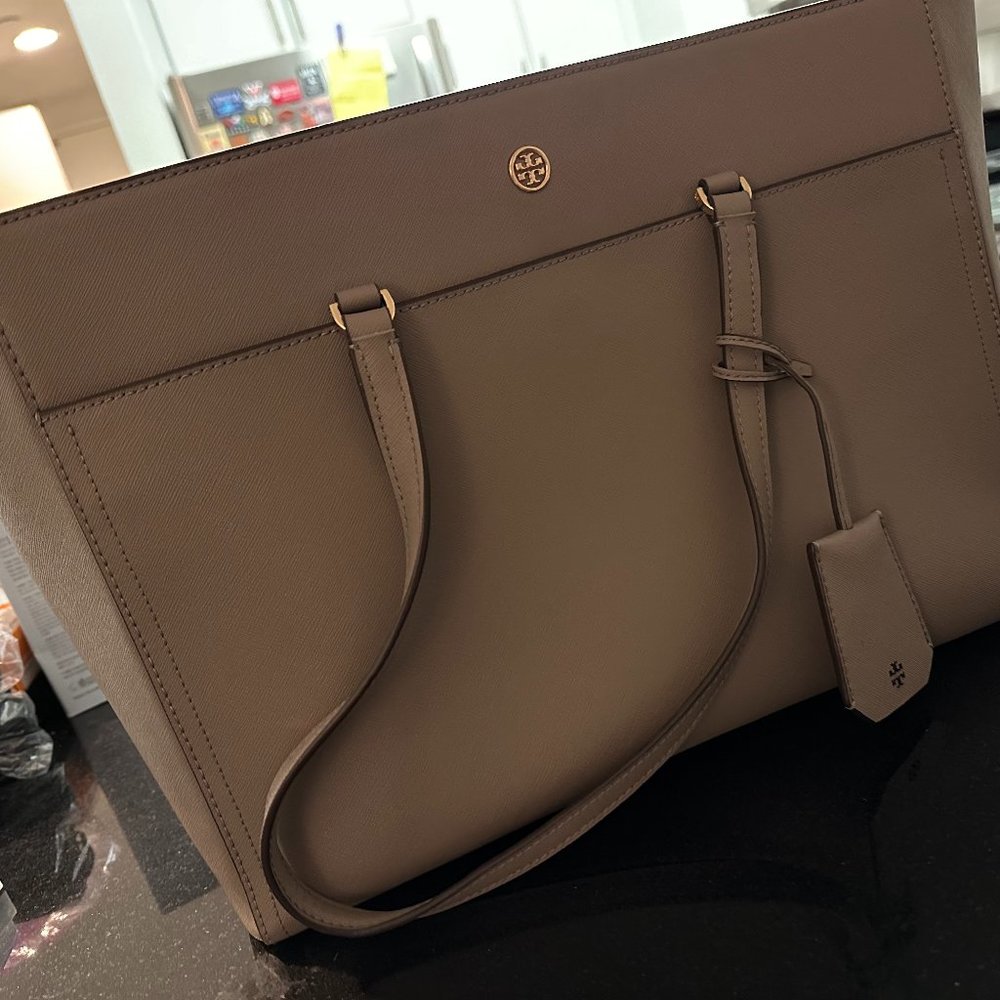 Tory Burch - Robinson Tote